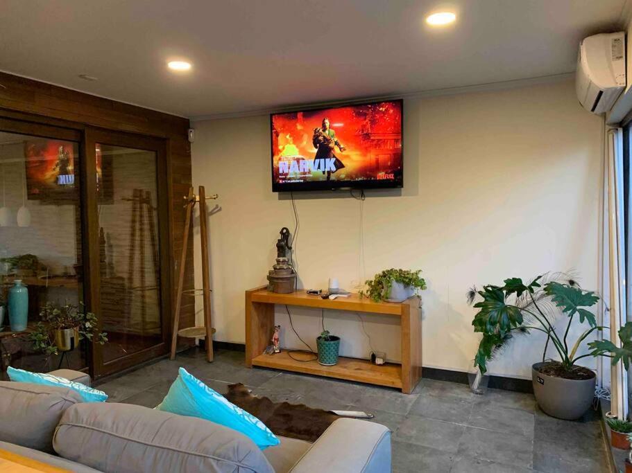 Acogedora Casa Con Tinaja Y Jacuzzi Y Rent A Car Puerto Varas Exterior foto